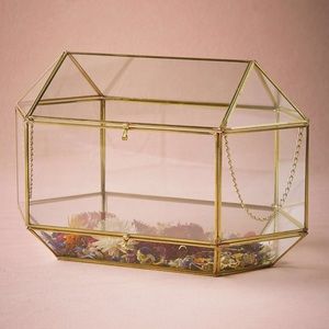 Conservatory Envelope Holder